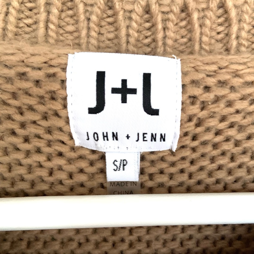John + Jenn Erik Tan Cream Color Block Fringe Sweater Small - Picture 3 of 6